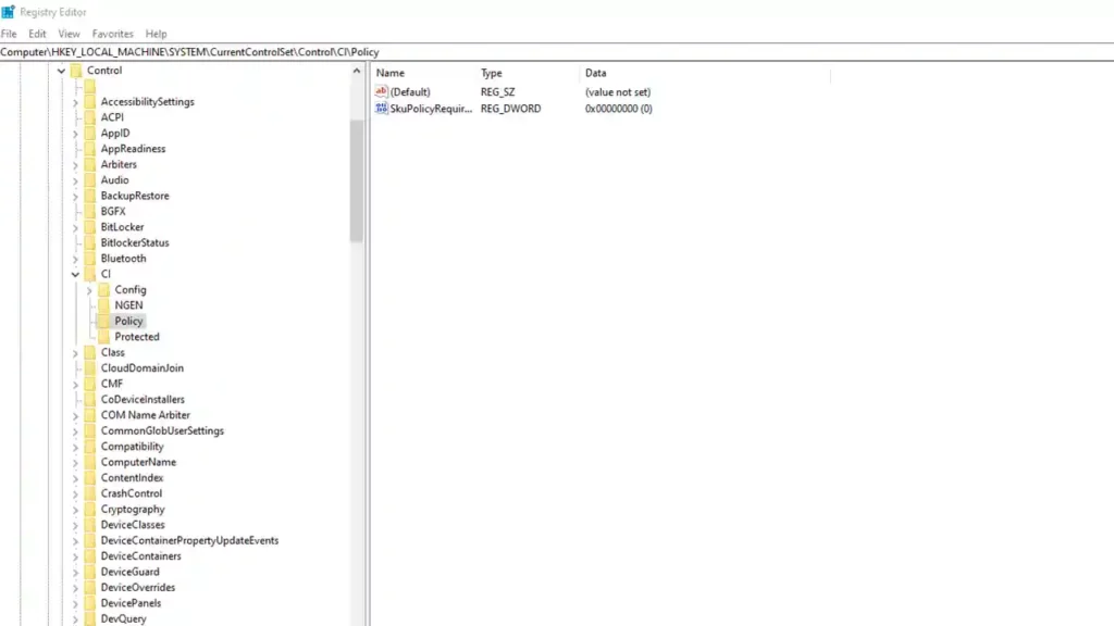 Menghilangkan Test Mode Windows 10 dengan Registry Editor